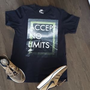 Men's ◾Large Nike 'Accept No Limits' TShirt